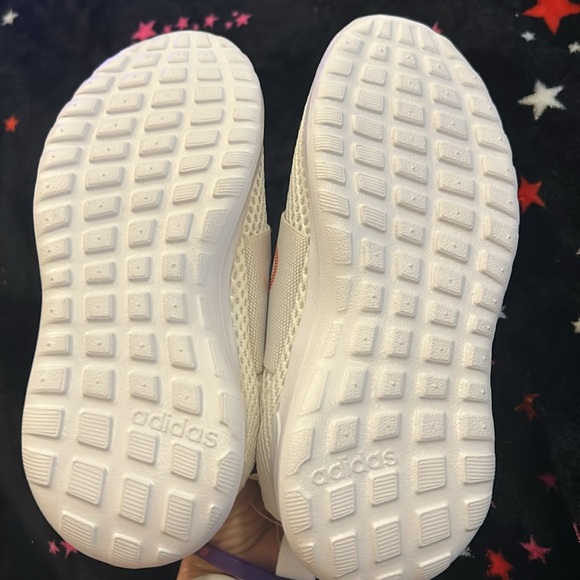 Light racer, Adidas size 12 girls boys toddler new with tag - Picture 4 of 5